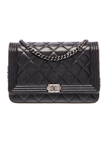 Quilted Boy Wallet On Chain