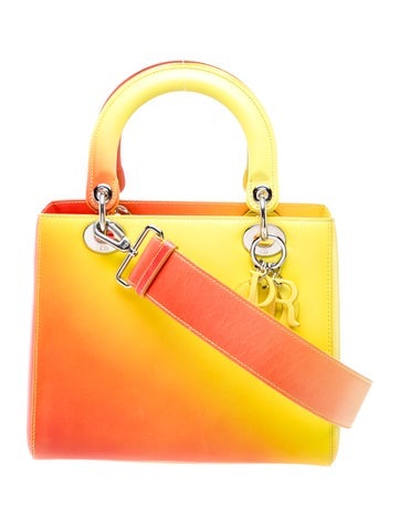 Leather Lady Dior Medium