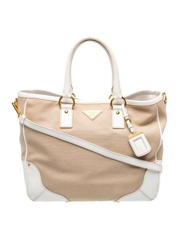 Saffiano Lux Leather Galleria Double Zip