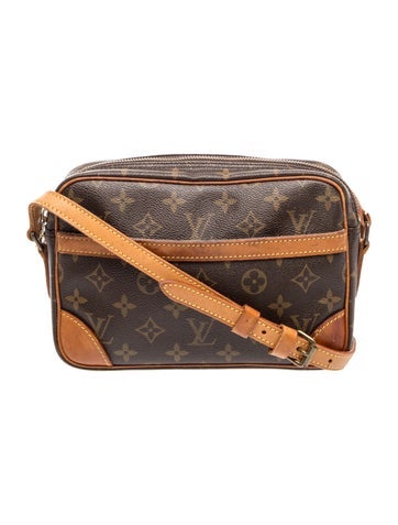 LV Monogram Trocadero 23