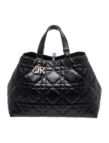 Cannage Lady Dior Large 2024