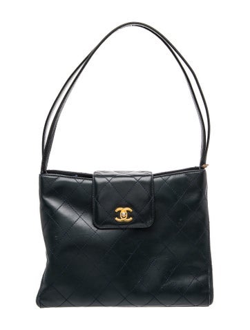 Quilted CC Shoulder Bag