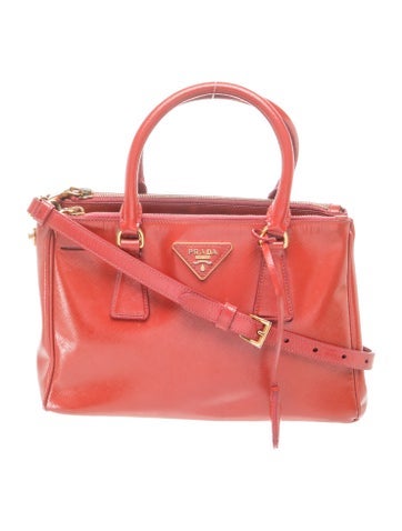Saffiano Leather Galleria Double Zip Small