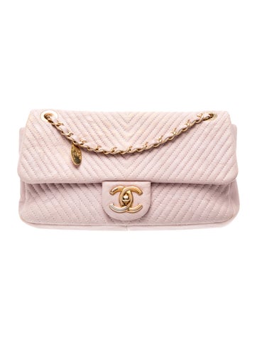 Medium Surpique Chevron Flap Bag