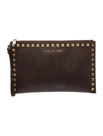 Rockstud Clutch