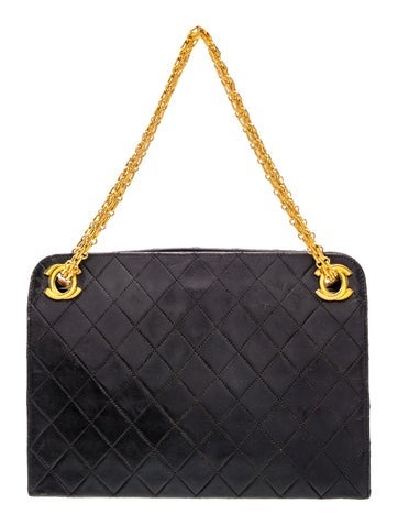 Matelassé Quilted Chain Shoulder Bag