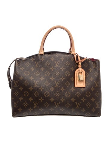 LV Monogram Grand Palais