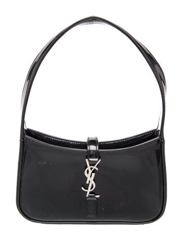 Leather Le 5 à 7 2023