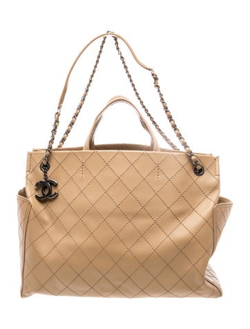 Quilted CC Pocket Tote