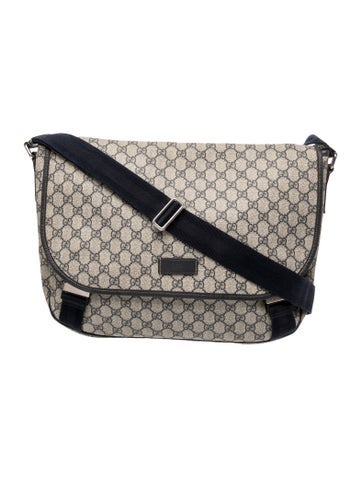 GG Canvas Messenger Bag