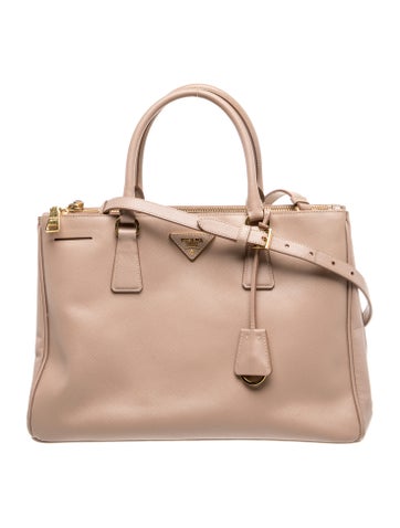 Saffiano Leather Galleria Double Zip Medium
