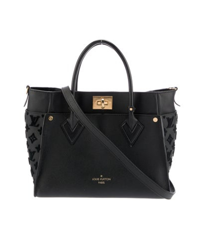 Louis Vuitton Vuitton Lv Monogram On My Side Mm
