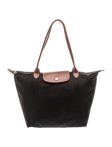 Signature Le Pliage