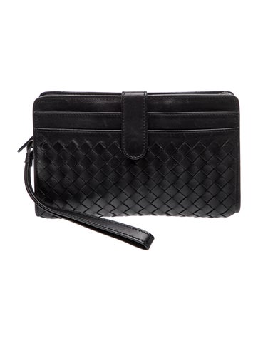 Intrecciato Clutch