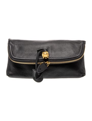 Skull Clutch