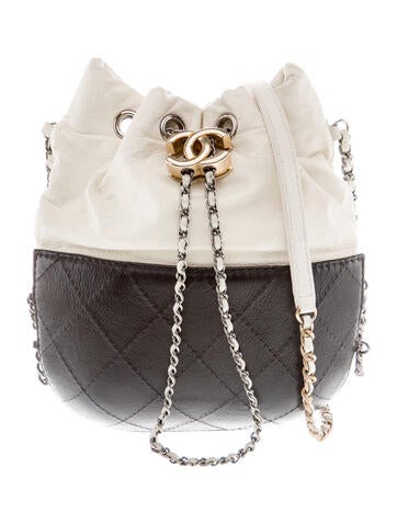 Small Gabrielle Purse