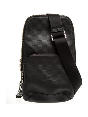 Avenue Sling Bag