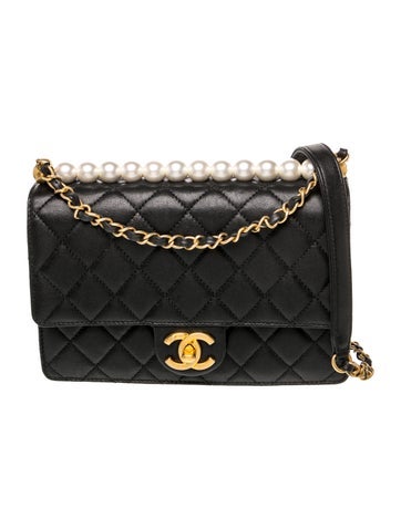 Medium Chic Pearls Flap Bag