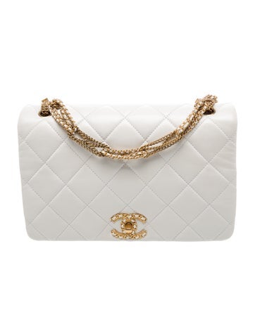 Looping Chain Flap Bag