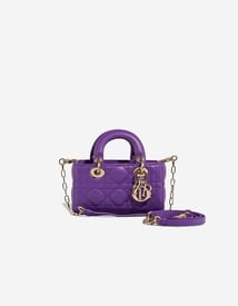 Dior 
		Lady D-Joy Micro Lamb Purple    