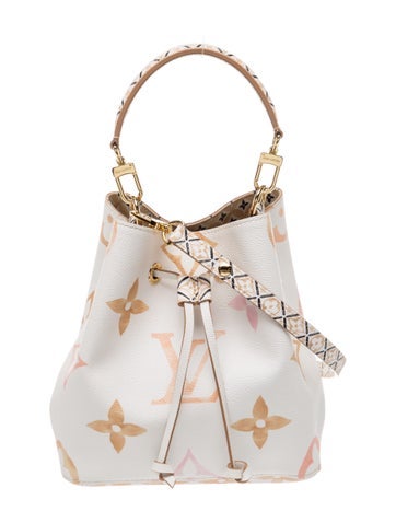 Louis Vuitton Monogram Giant Néonoé BB 2023