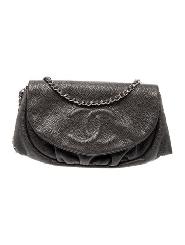 Half Moon Wallet On Chain
