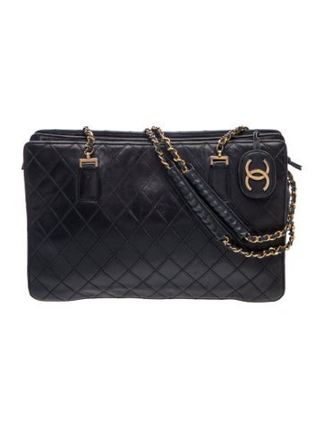 Quilted CC Shoulder Bag