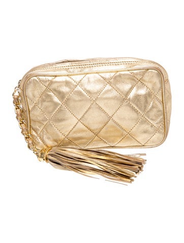 Quilted Tassel Clutch