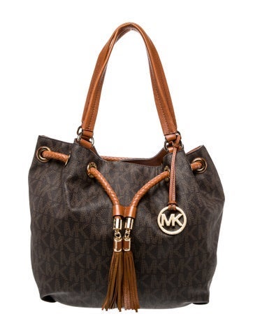 Bucket Bag