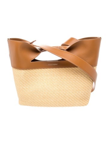 Raffia Bucket Bag