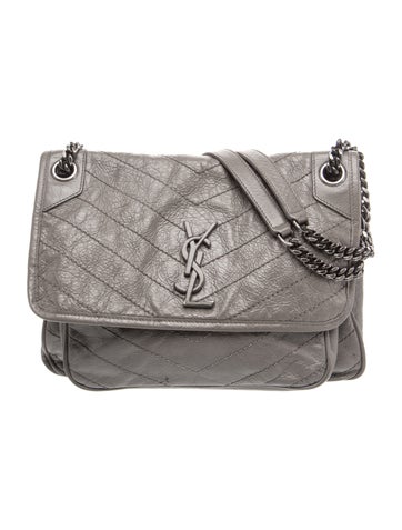 Chevron Niki Medium