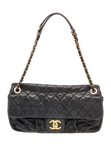 Medium Chic Quilt Flap Bag
