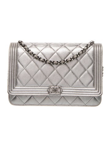 Boy Wallet on Chain