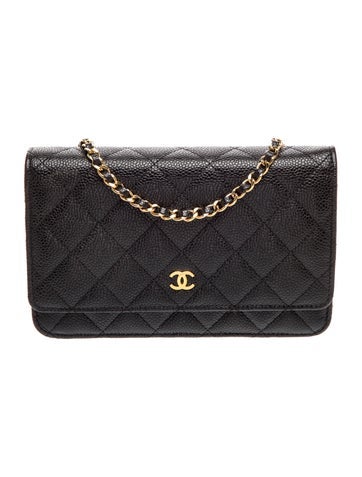 Classic Quilted Wallet On Chain