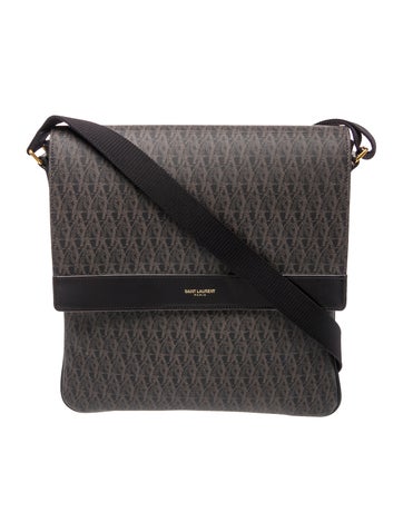Monogram Monogram Toile Flat Crossbody Bag