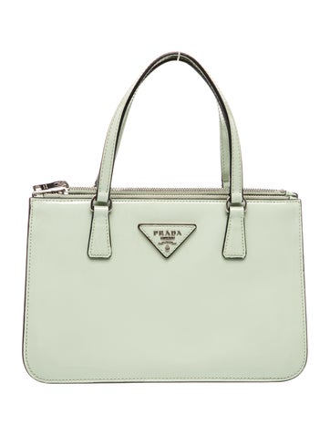 Saffiano Leather Galleria Double Zip Small