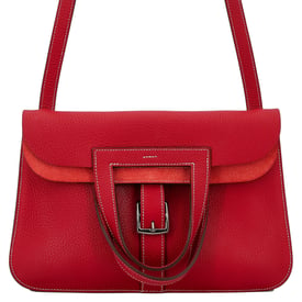 Hermes HERMÈS Halzan 31 shoulder bag in Rouge Casaque Clemence with Palladium hardware