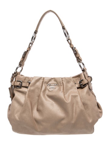 Signature Shoulder Bag