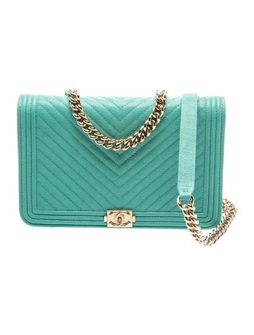 Chevron Boy Wallet On Chain