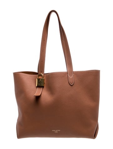 Leather Low Key Cabas MM 2024