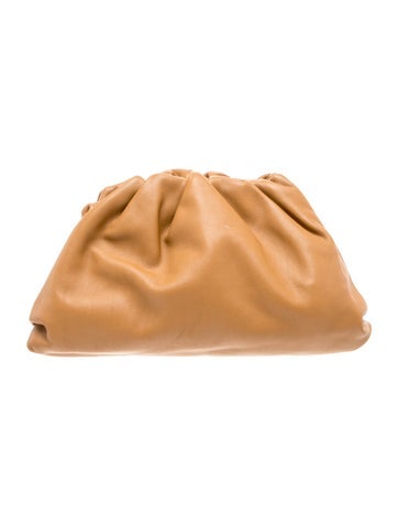 Bottega Veneta Leather The Pouch Medium
