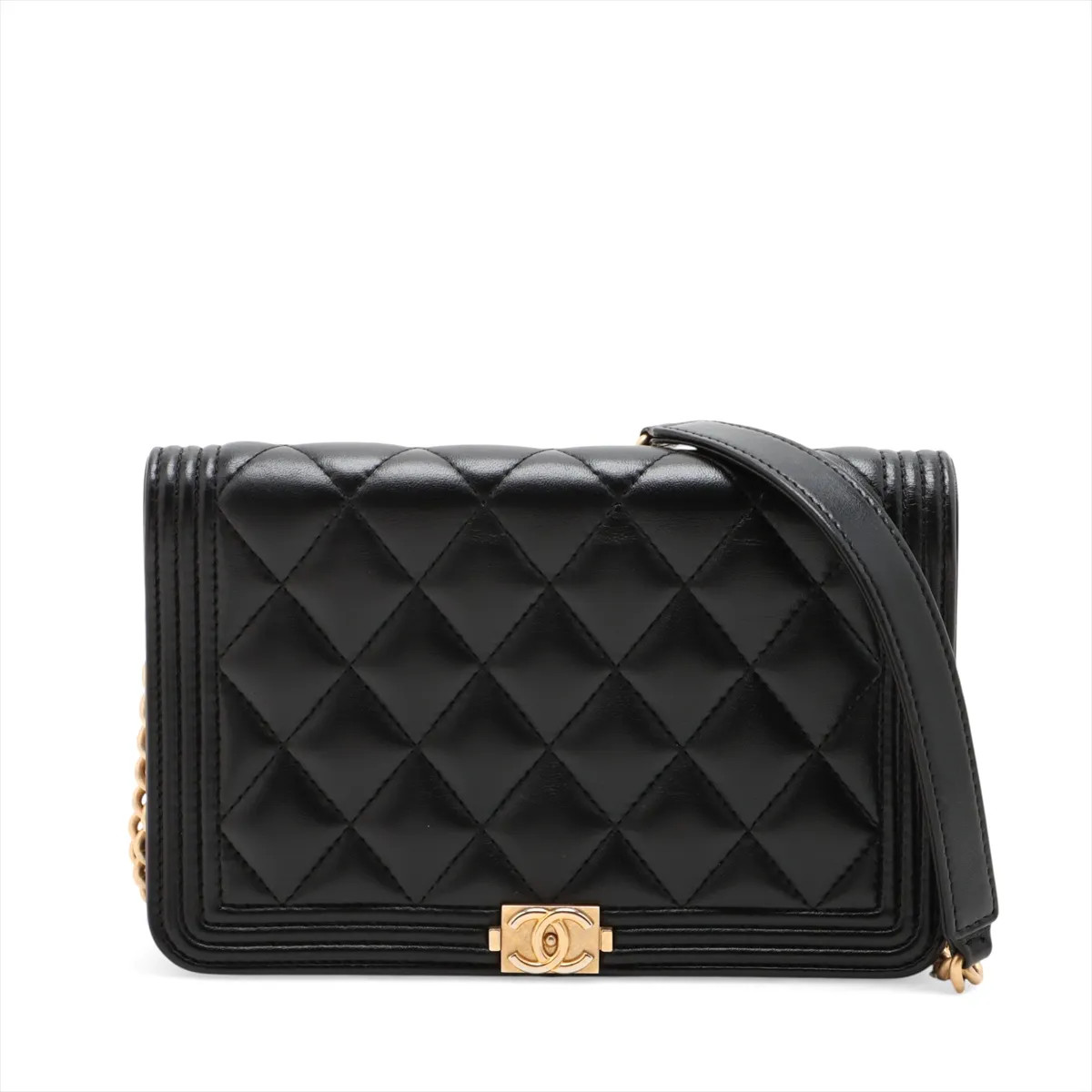 Chanel Boy Chanel Lambskin Chain Wallet Black Gold Metal Fittings 30 AP1117