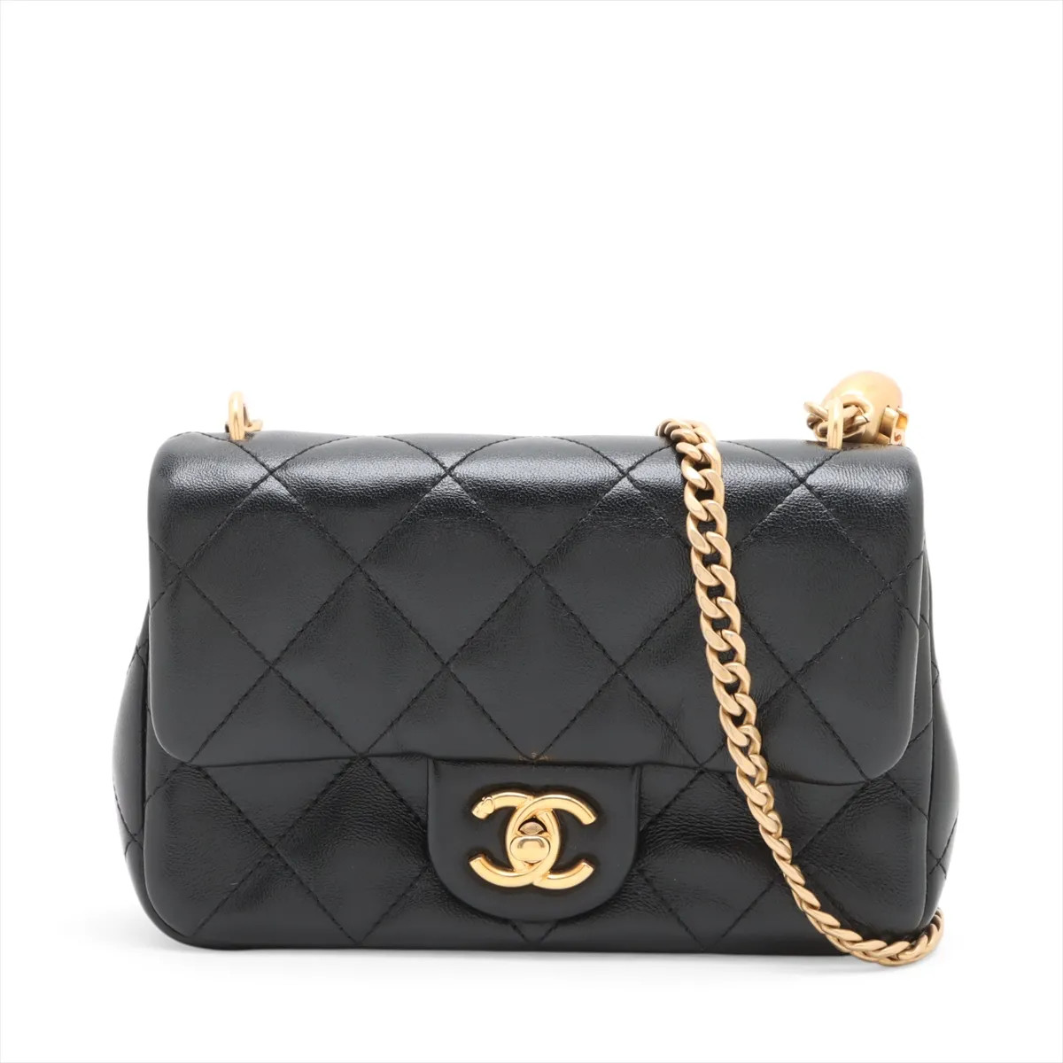 Chanel Mini Matelasse Lambskin Chain Shoulder Bag hearts Black Gold Metal Fittin