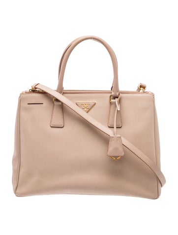 Saffiano Leather Galleria Double Zip
