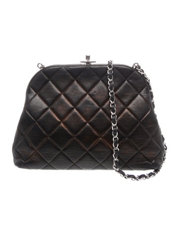 Quilted Lambskin Kisslock Shoulder Bag