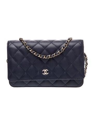 Classic Quilted Wallet On Chain