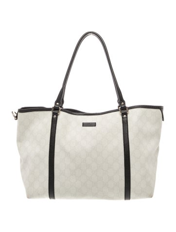 GG Canvas Abbey