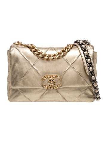 Chanel Medium 19 Flap Bag