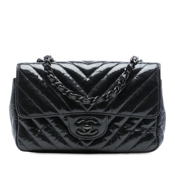 Mini Rectangular Classic Chevron Crumpled Patent So Black Single Flap