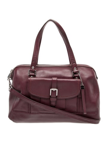 Signature Shoulder Bag